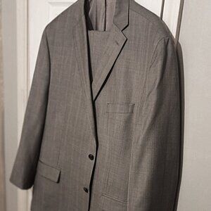 Michael Kors Men  2 Piece Light Gray Suit  50R